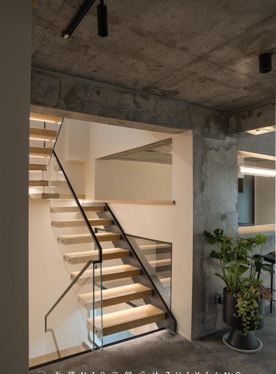 215 平侘寂风复式雅居-29