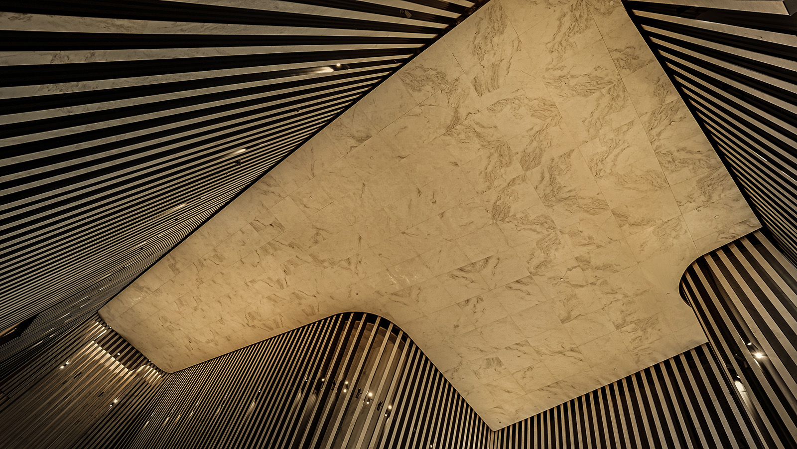 飞腾生活塔(注:FTLIFE可能是特定的品牌名、公司名等,此翻译仅按一般推测,Tower常见为塔的意思 ) -16