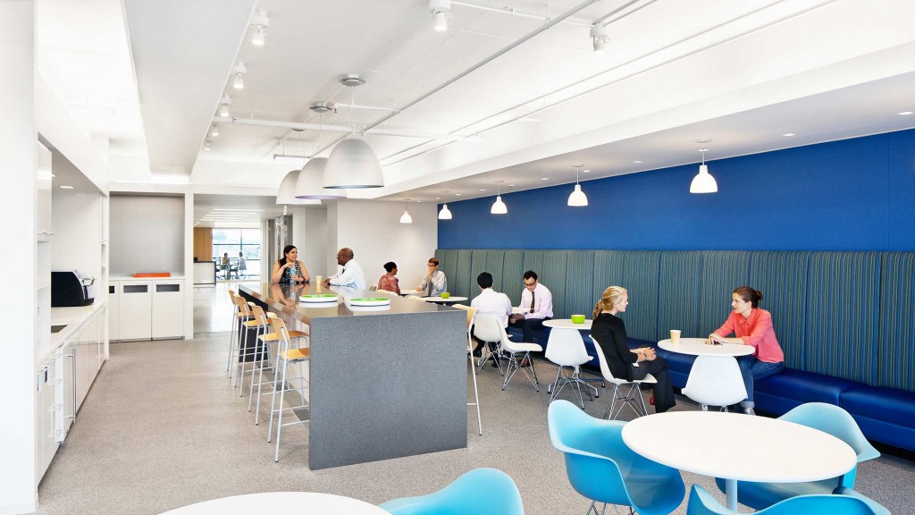 Gensler 为约翰霍普金斯国际医学打造无界限协作办公空间-1