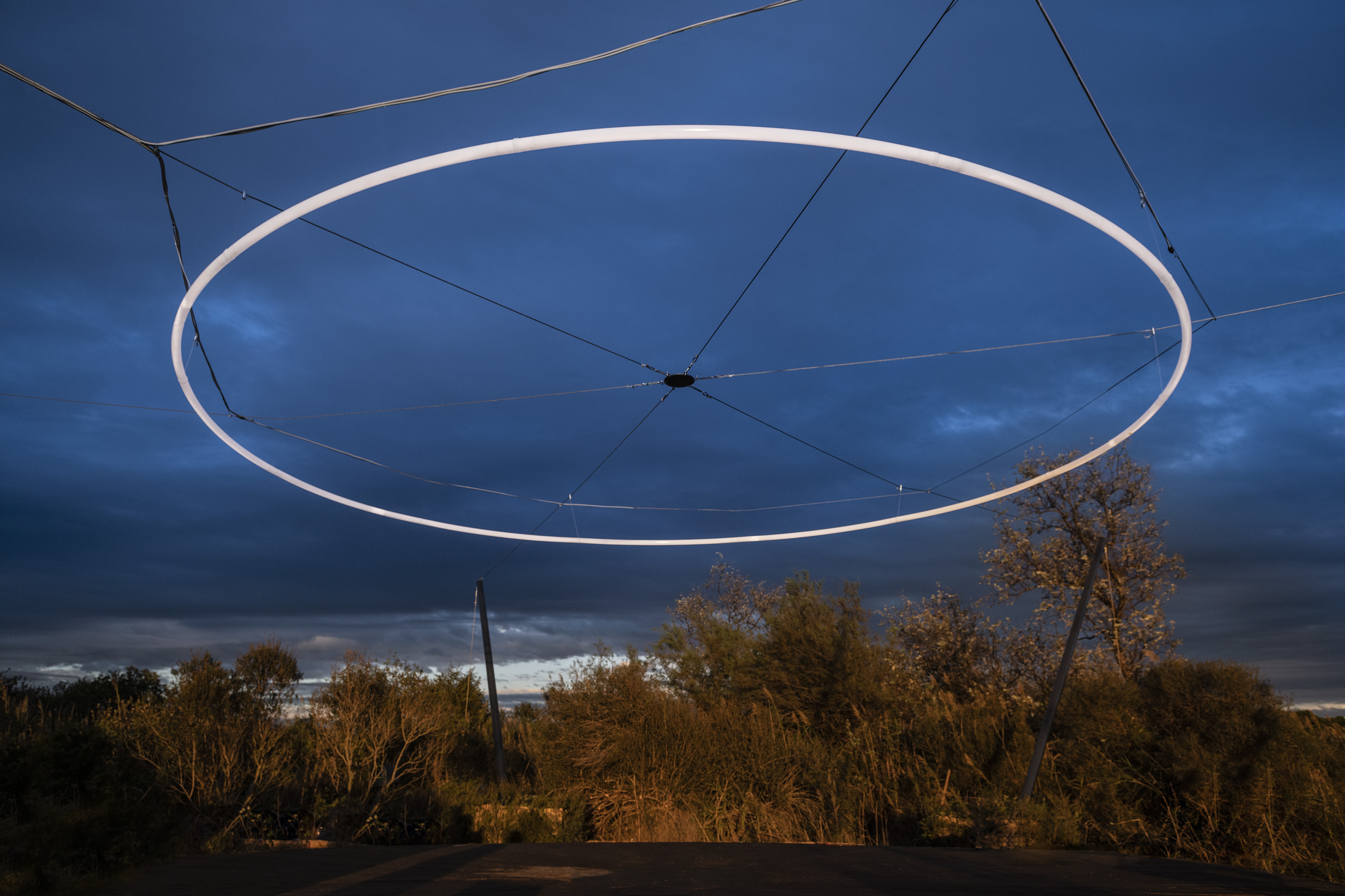 “和谐祭坛”——自然与建筑的共生之美-24