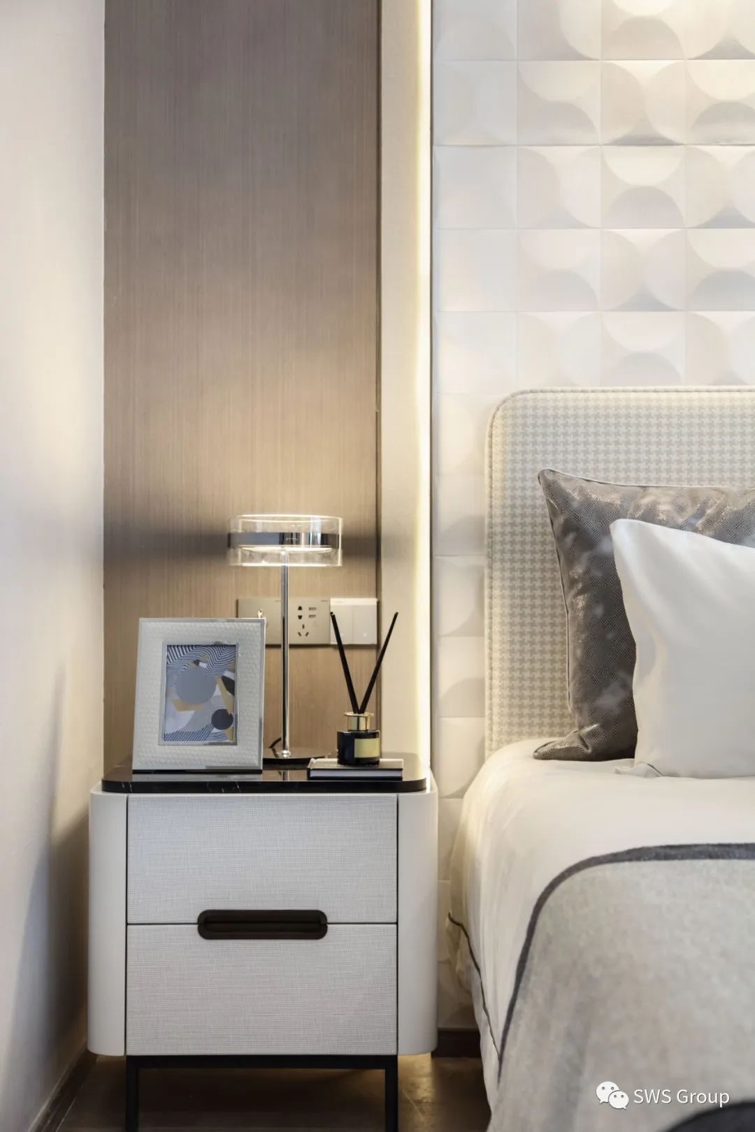 武汉绿城凤起听澜样板间 | 年轻现代的理想居所-41