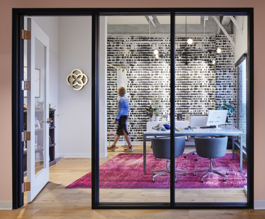 女性专属时尚办公空间,展现品牌魅力-22