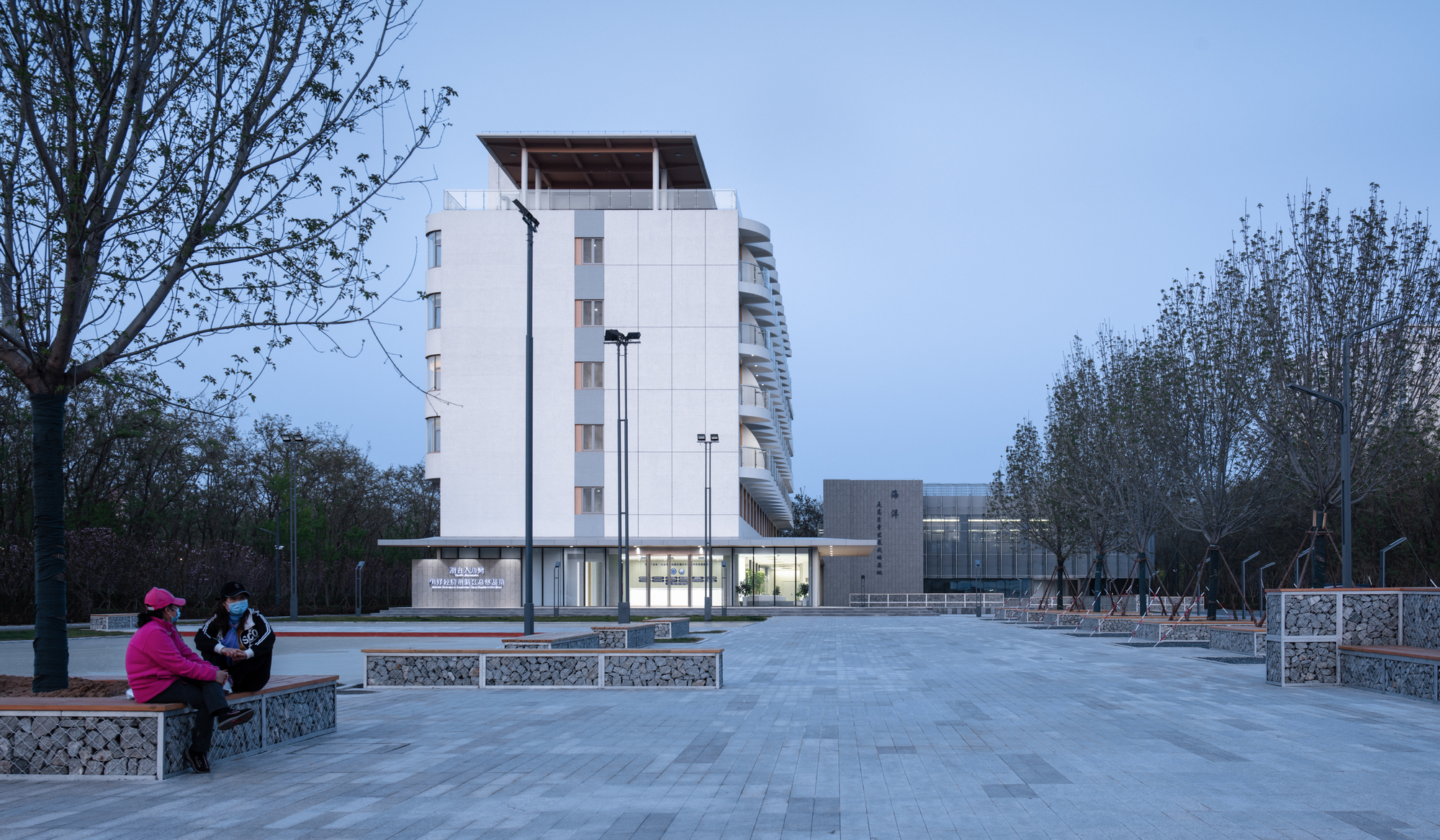 Renovation of the Headquaters of Yantai Marine Economic Innovation Zone / SHUISHI-54