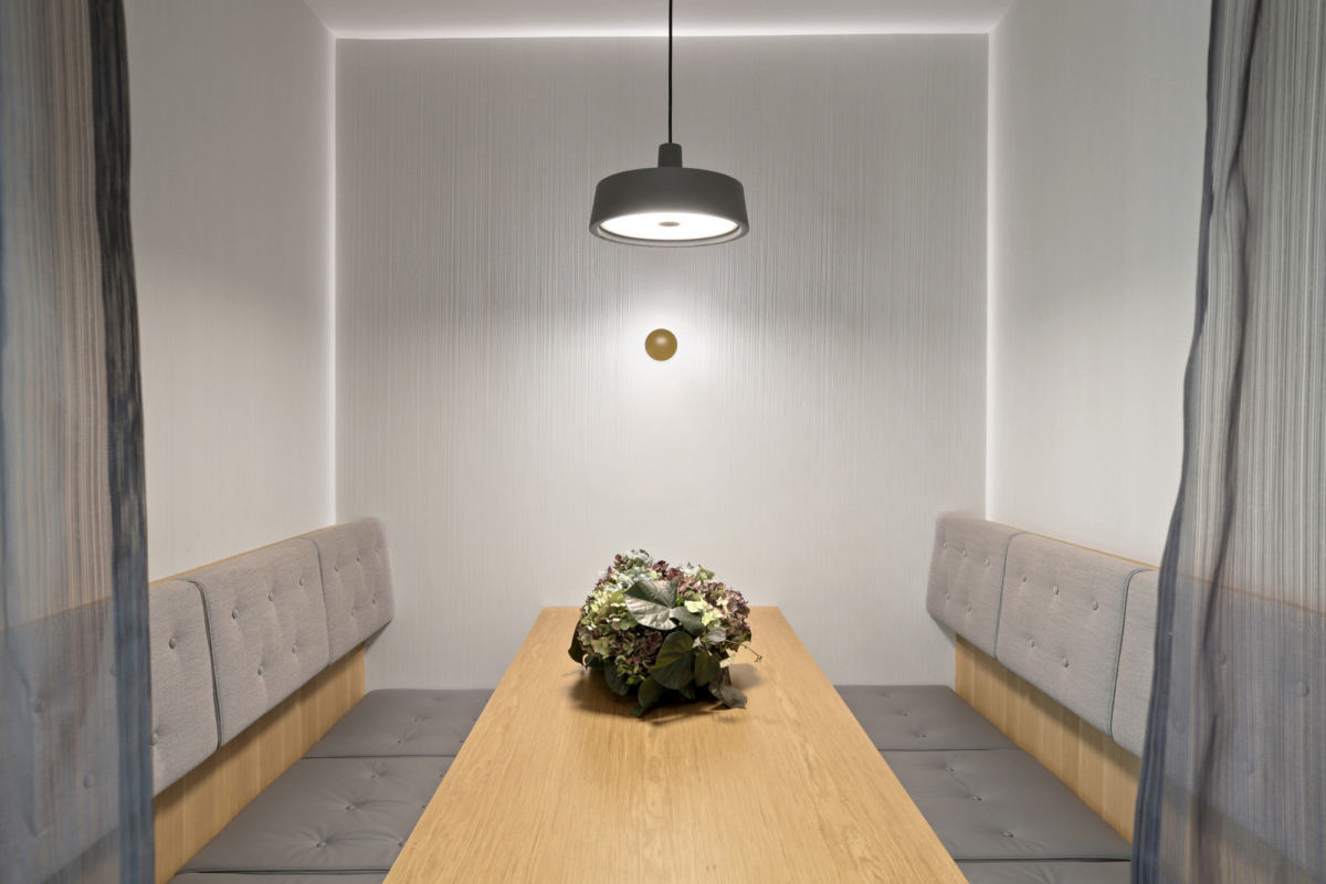 悉尼顶级私募公司高雅精致办公室设计-18