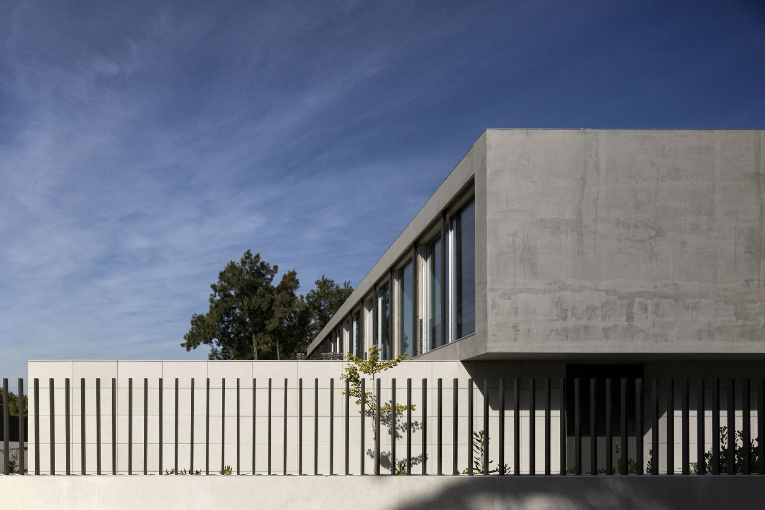 里斯本 Restelo 别墅 | 地形与建筑的和谐融合-50