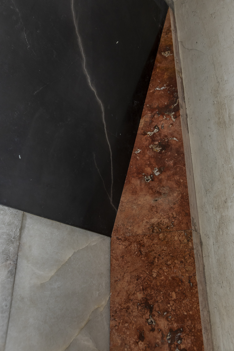 马德里 Brutalist 鞋履陈列室丨西班牙马德里丨Francisco Alonso-53