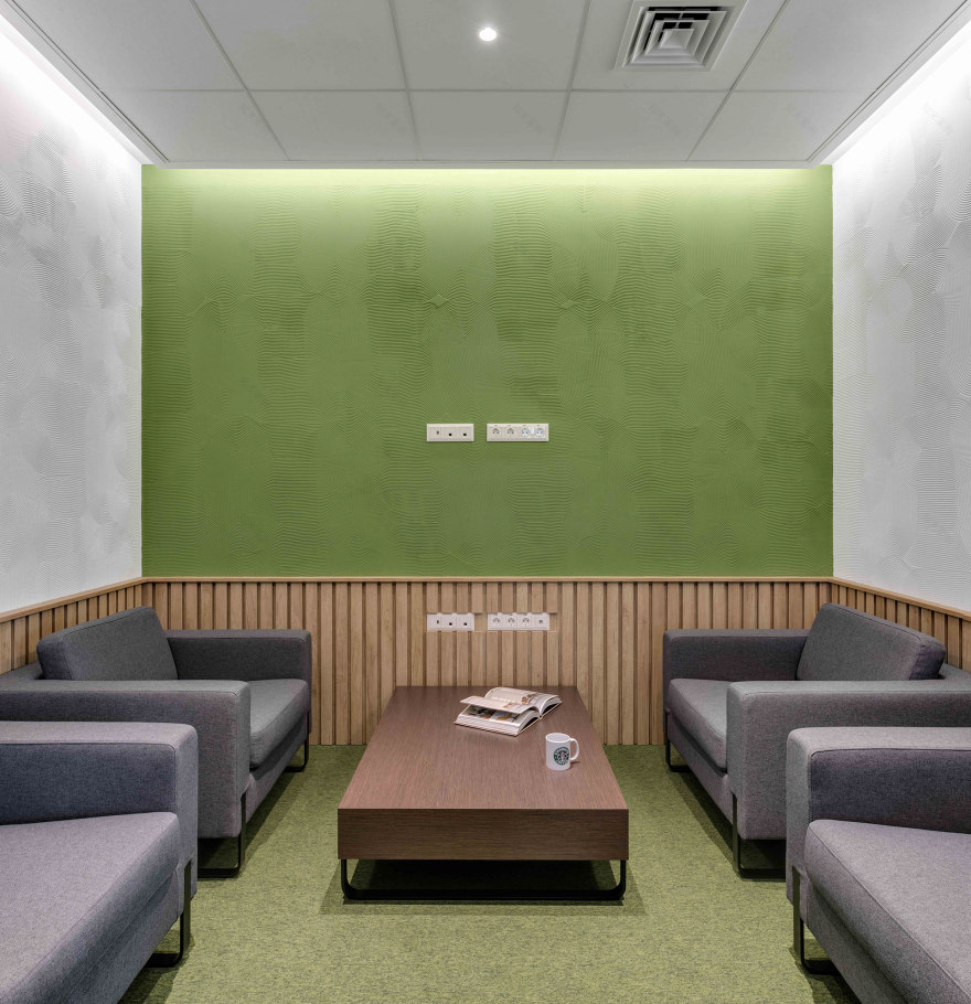 CBRE乌克兰办公室更新项目丨乌克兰基辅丨ZIKZAK Architects-17