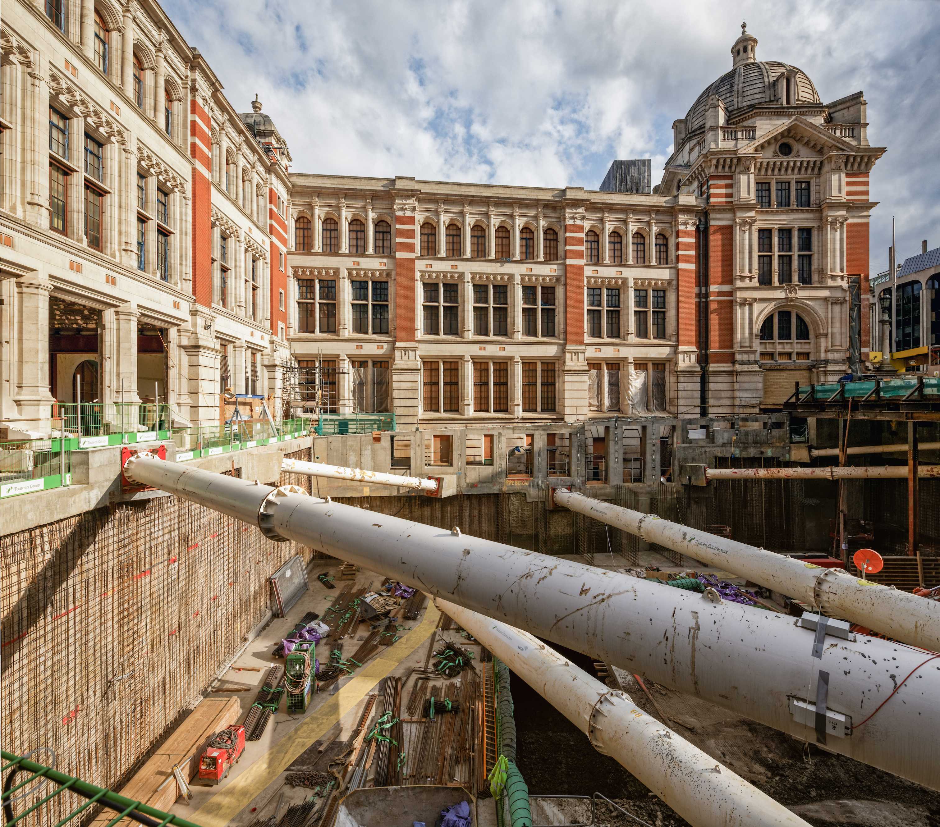 2017 年 V&A 展览道 Quarter，AL_A 建筑事务所打造世界级瓷质公共庭院-31