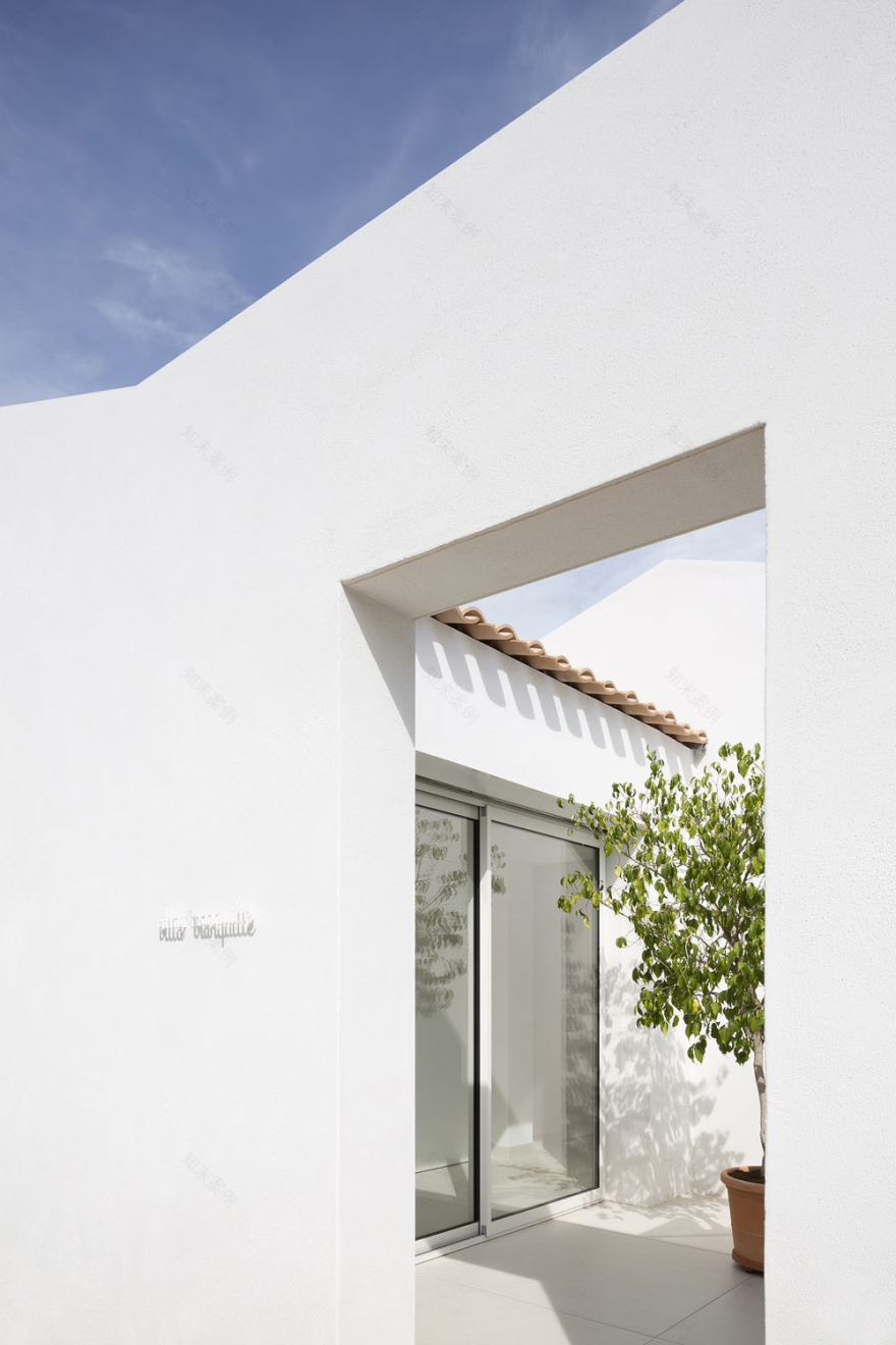 法国静谧之宅丨ARTELABO architecture-37