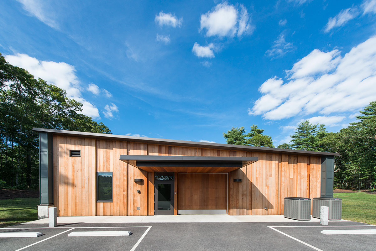 融合公共与私密的新一代火化场设计-12