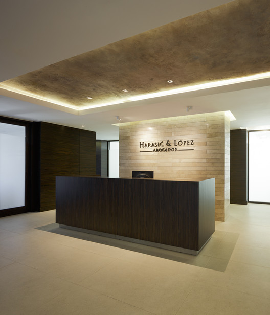 智利圣地亚哥金融区律师事务所办公室设计-27
