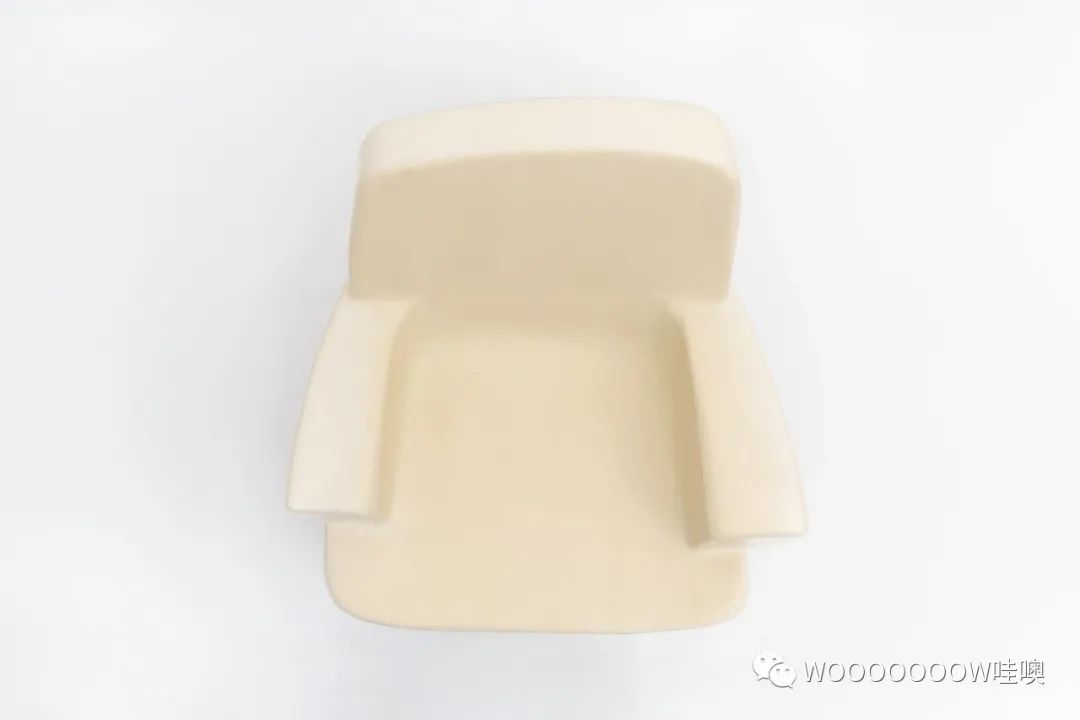 伦敦设计师 Faye Toogood 的软糖椅，极简主义与精湛工艺的完美结合-6