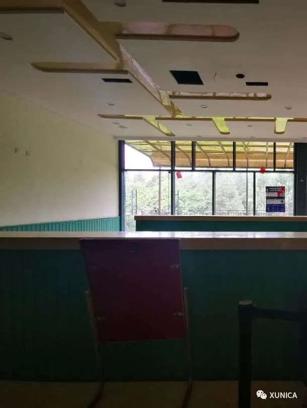 东南亚风情的松鼠部落咖啡店设计-56