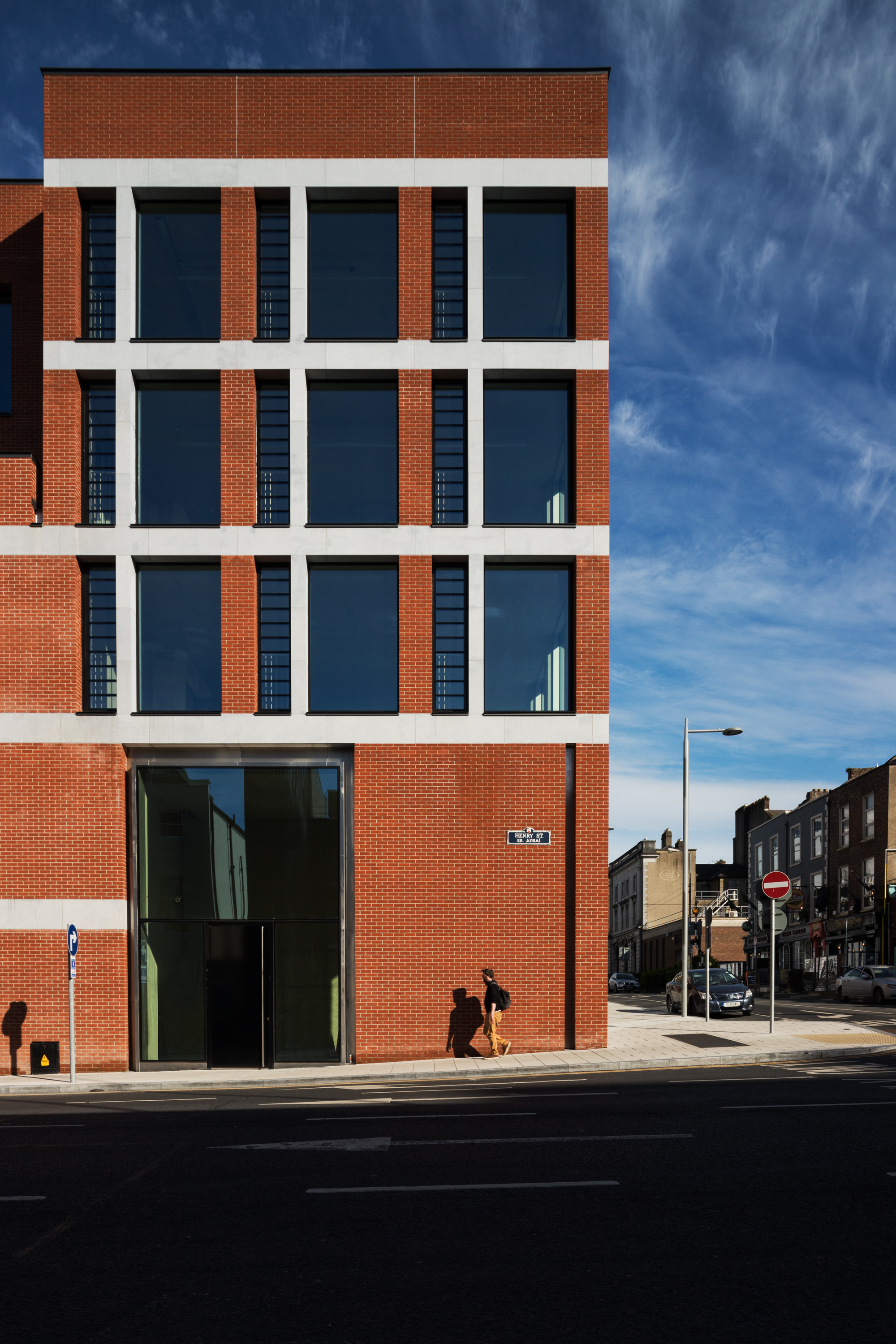 历史遗迹与绿色办公空间的完美融合-33