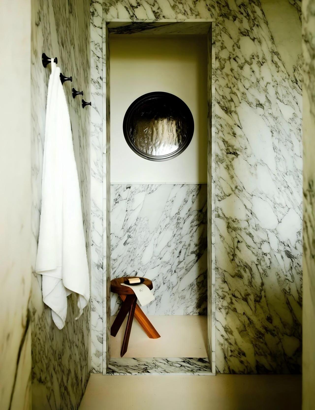 南法比亚里茨200平米海边公寓改造丨法国丨室内建筑师卡米耶·拉维涅（Camille Lavigne）-24