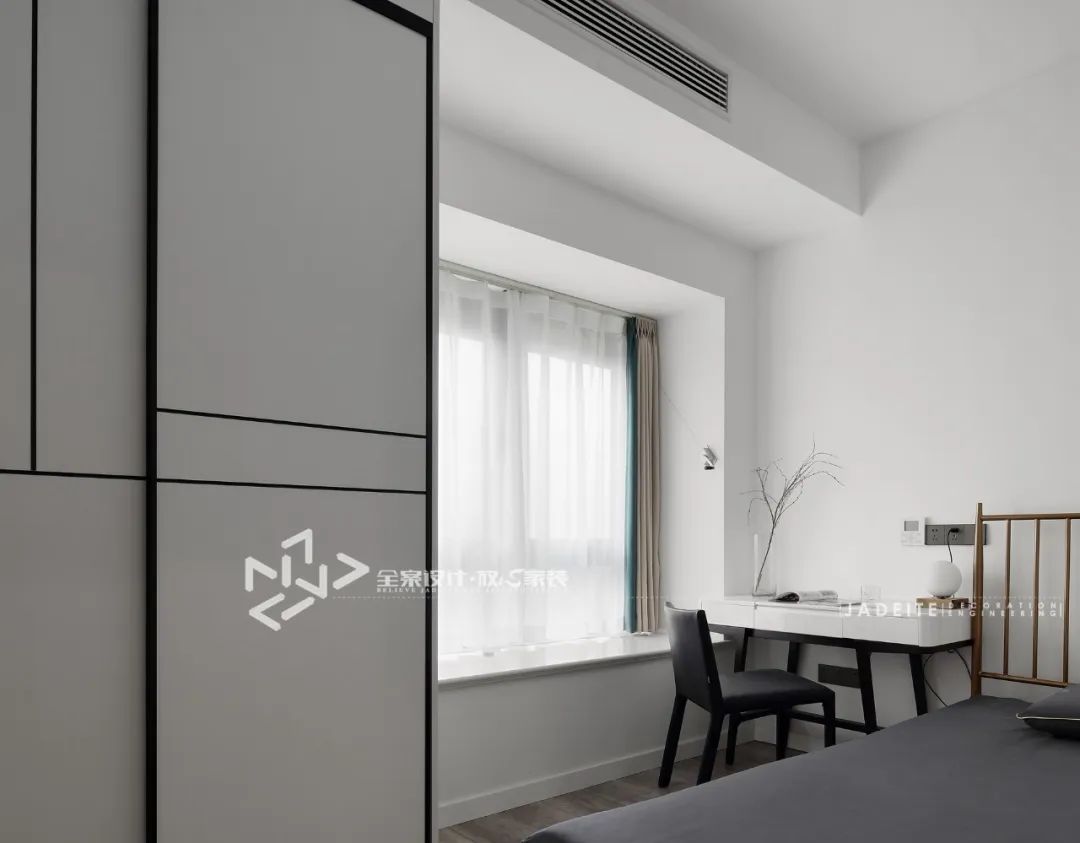 85㎡现代黑白灰,单身小哥哥的简洁时尚之家-70