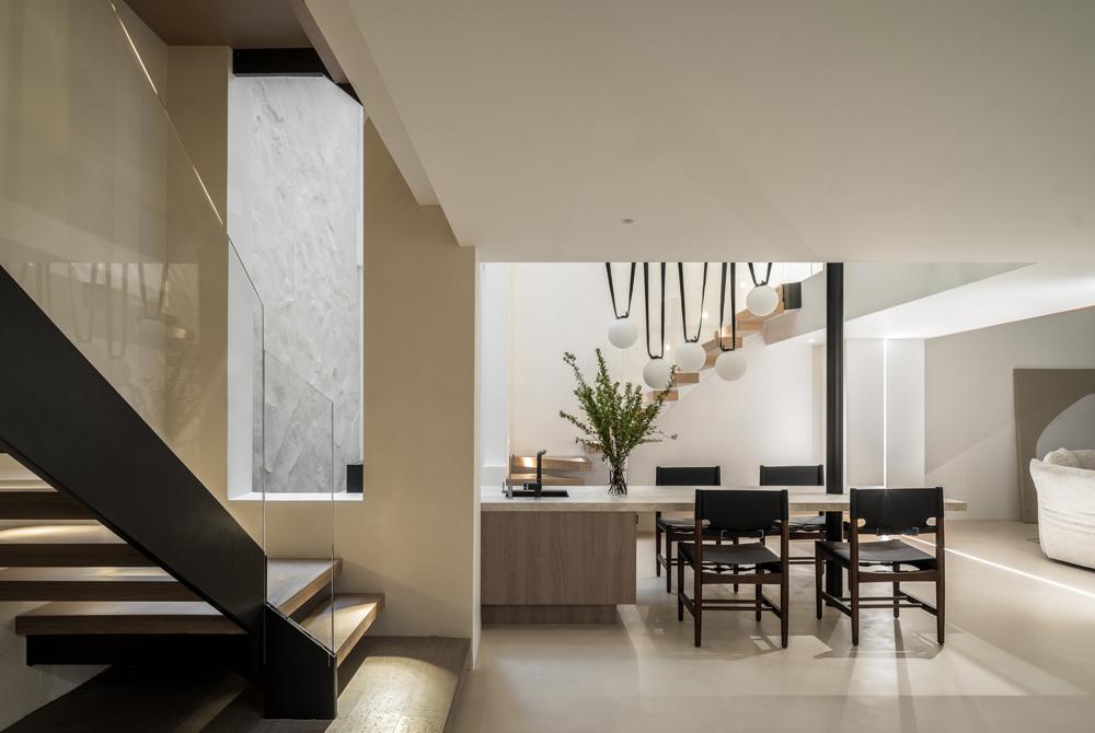 中国上海松江区别墅简约白与原木经典搭配设计-59