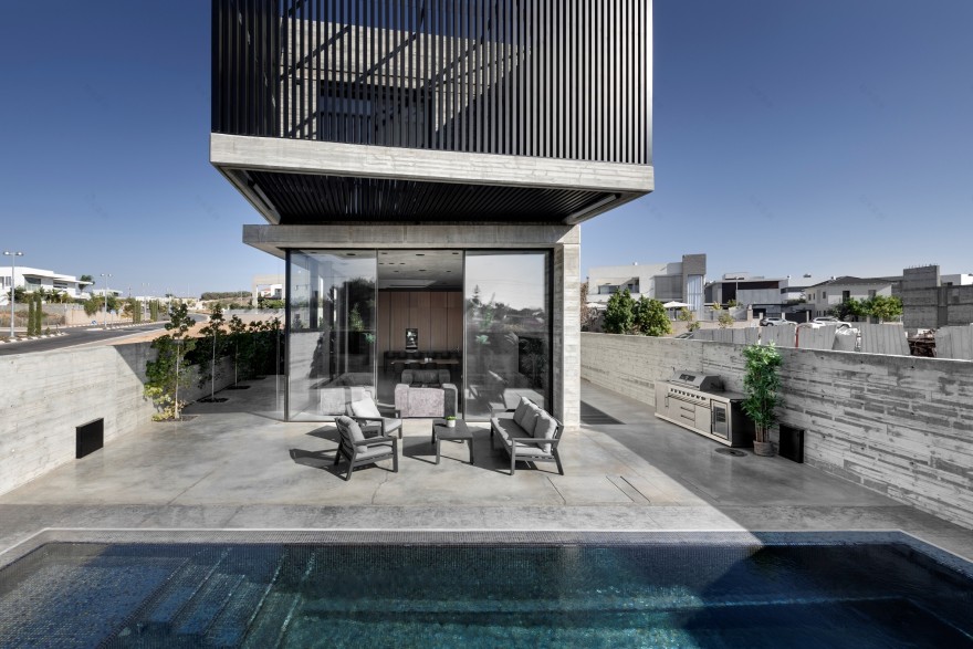 混凝土打造的现代别墅丨丹和海拉-17