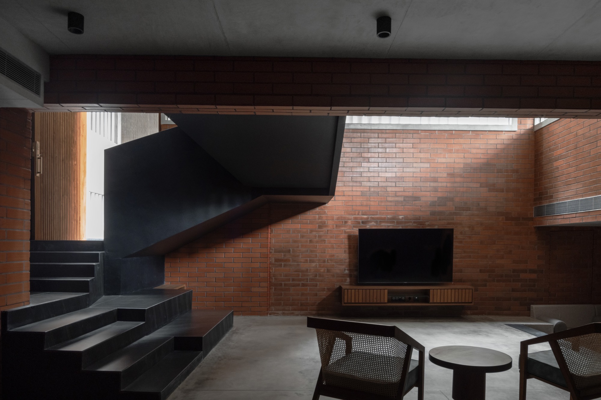 砖房丨印度丨The Purple Ink Studio-20