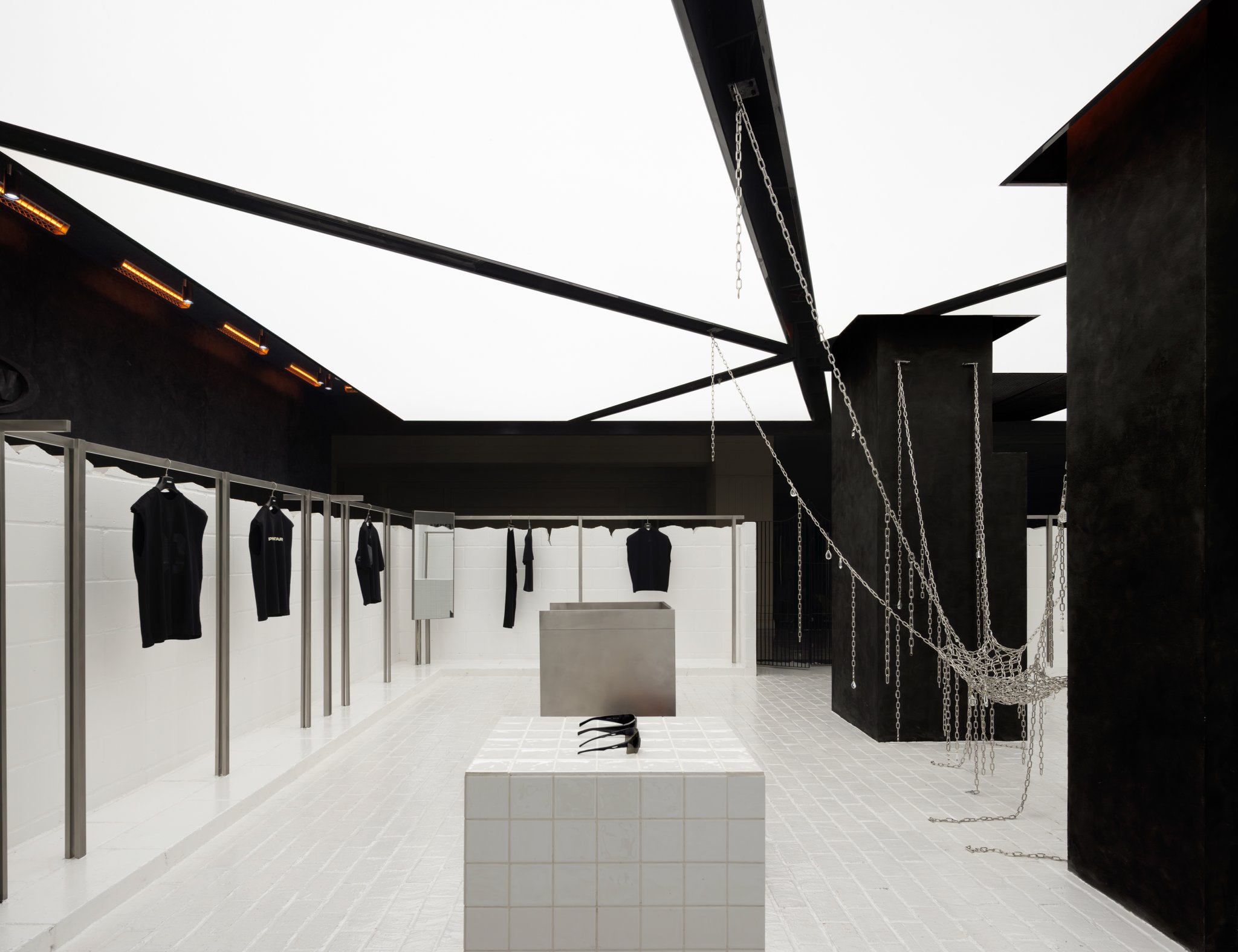 PMW Next-Gen Street Culture Label Store by ADS-5