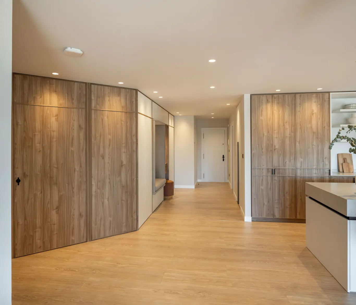 西班牙设计师的明亮海景公寓-6