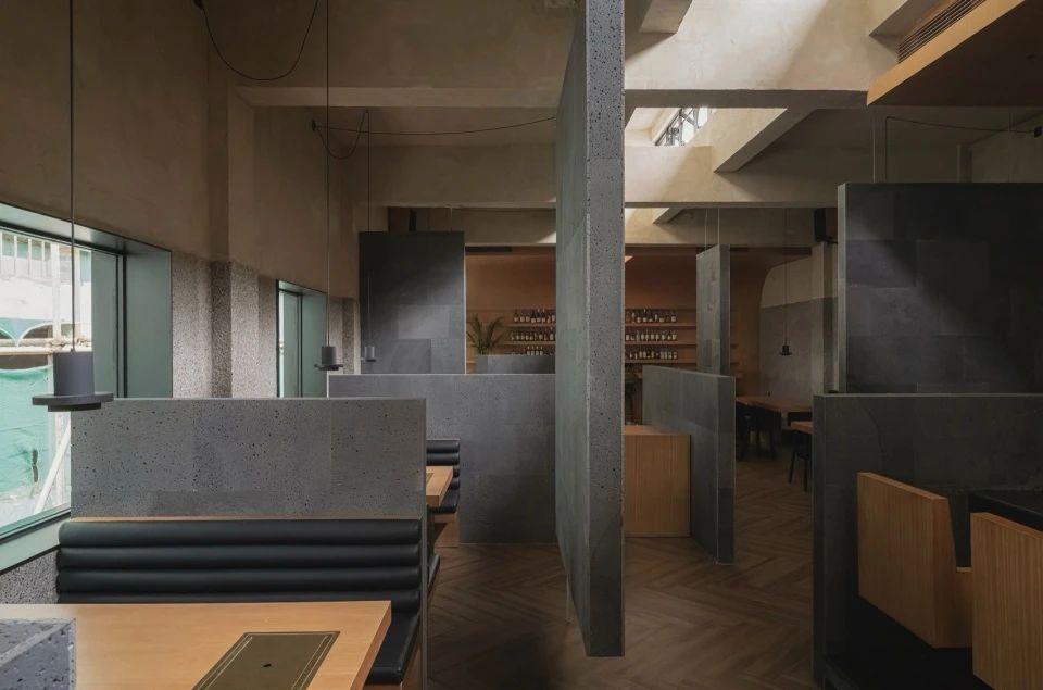 流动与稳定之间的最佳平衡点   sanga山河日料餐厅  nsaaa-21