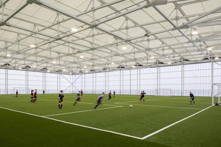 光之灯塔 · 英国首个足球教育健康中心-20