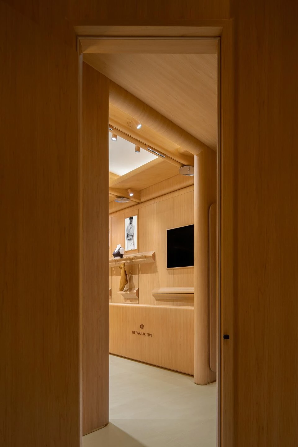 NEIWAI ACTIVE 全球品牌店丨中国丨STILL YOUNG-37