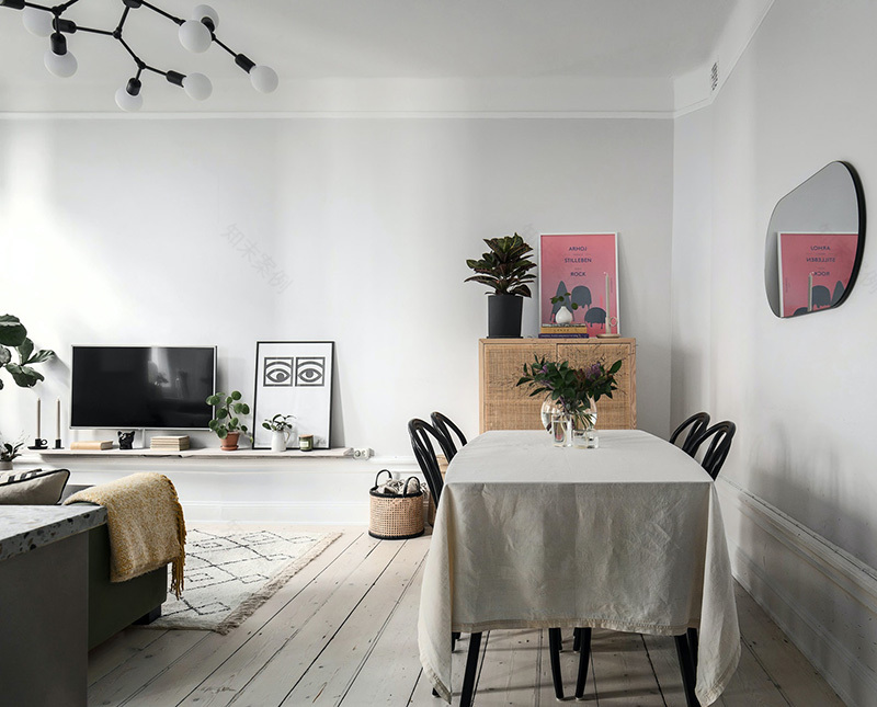 瑞典粉色小厨房公寓-13