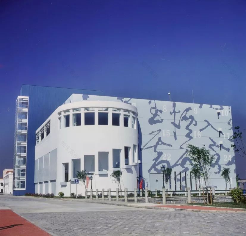 刘珩的办公室 | 多彩、混乱与安全感-123