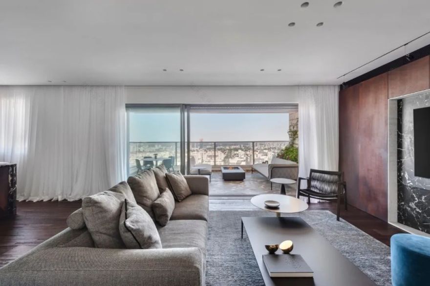 Aviram Kushmirski 打造轻奢风空间,黑白色调与实木地板的完美搭配-74