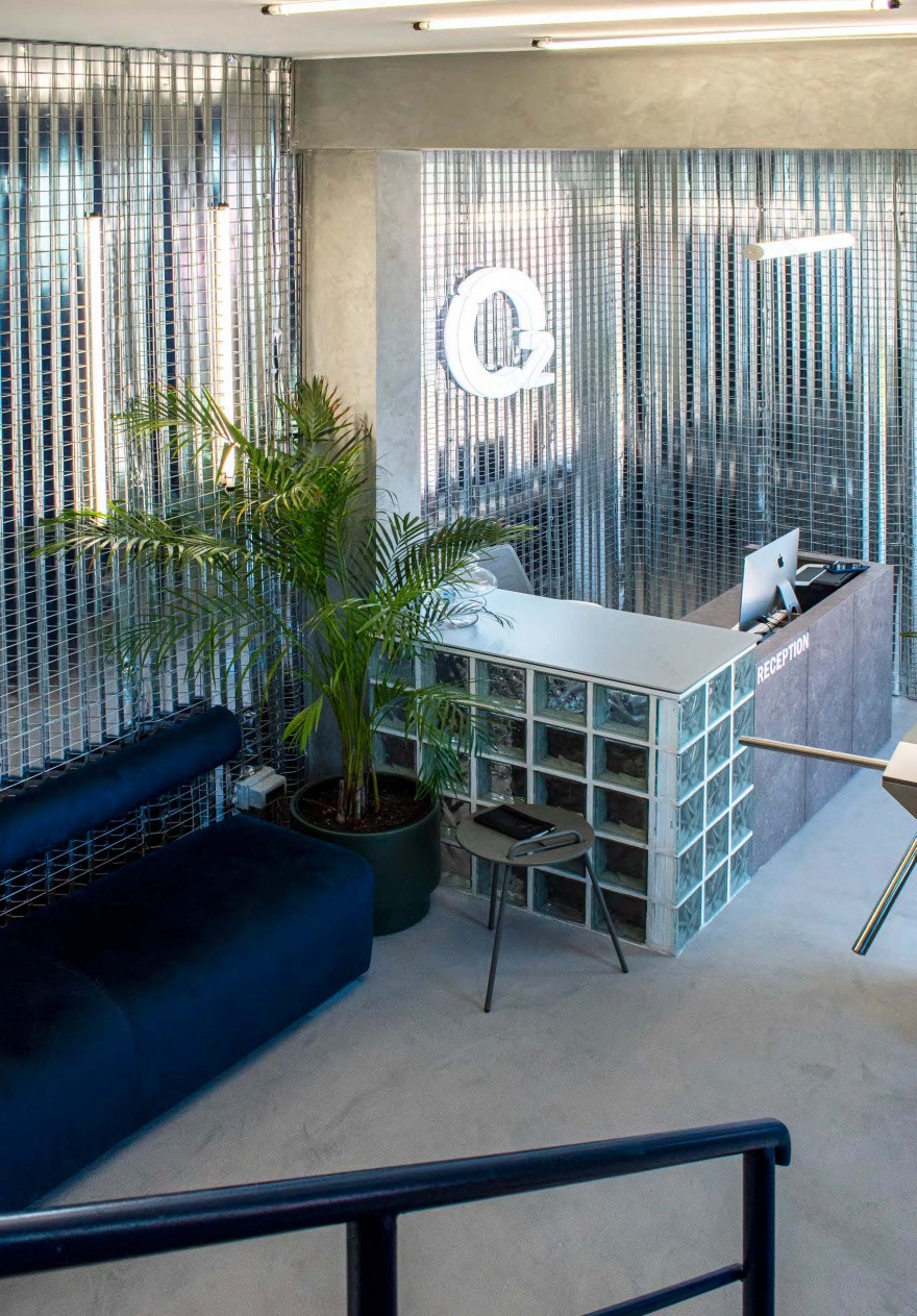 氧气二号健身馆(注:这里假设O2理解为氧气二号,Prime有优质的、一流的等意思,Fitness是健身,结合常见健身场所命名逻辑如此翻译 ) 丨阿尔巴尼亚地拉那-19