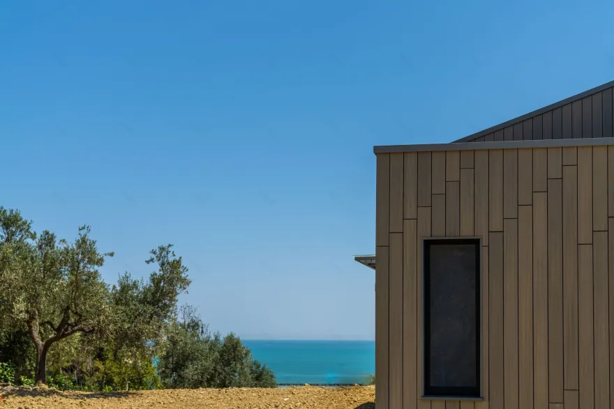 意式简约别墅 · 绿意与海景的生态家园-35