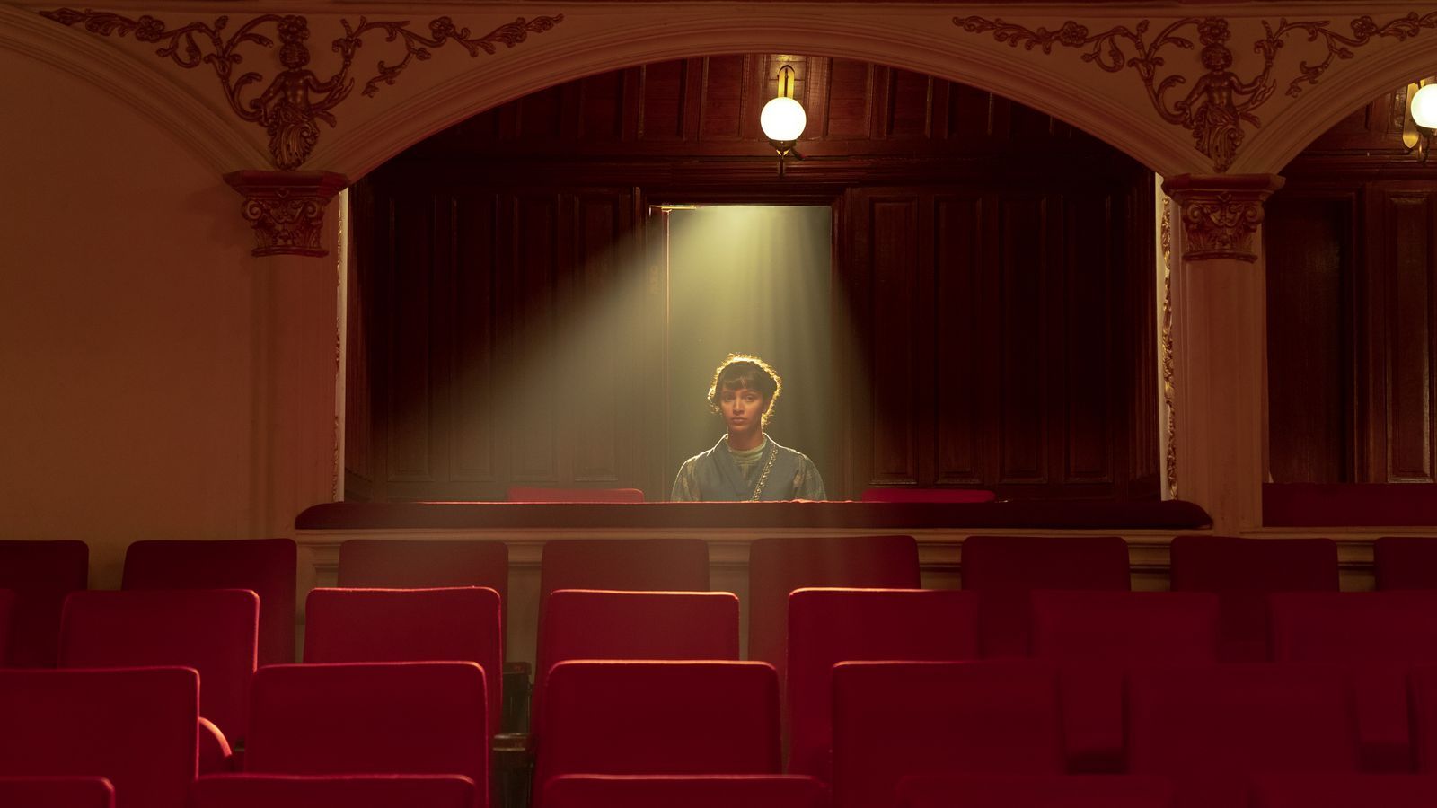 Netfli·电影《Qala》场景设计丨印度加尔各答-5