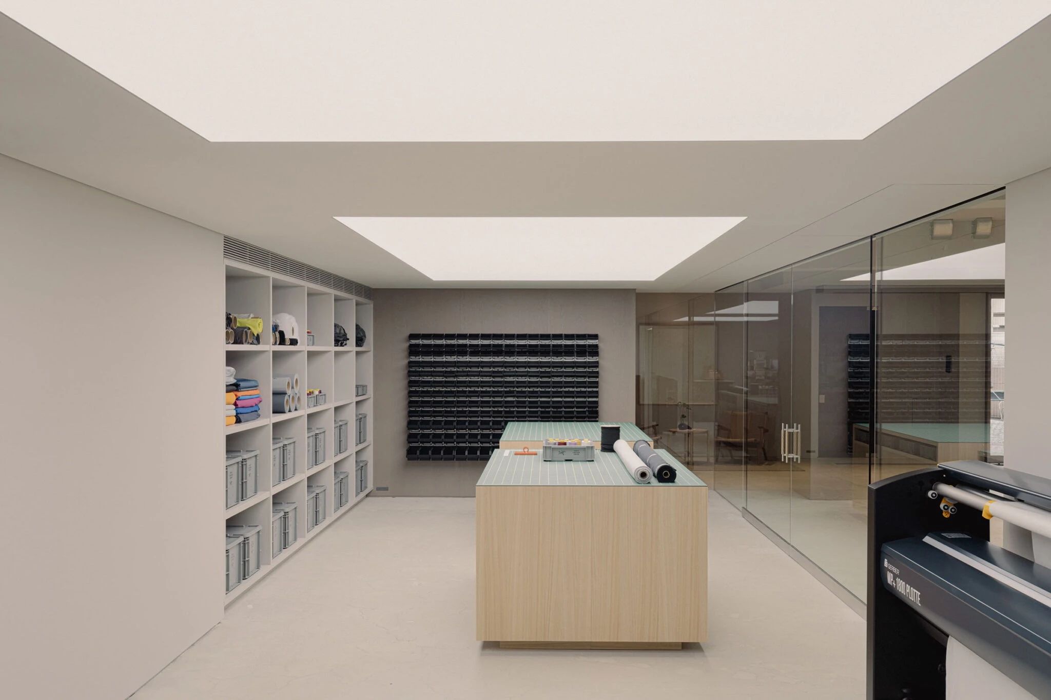 始祖鸟东京创作中心丨日本东京丨Torafu Architects-42