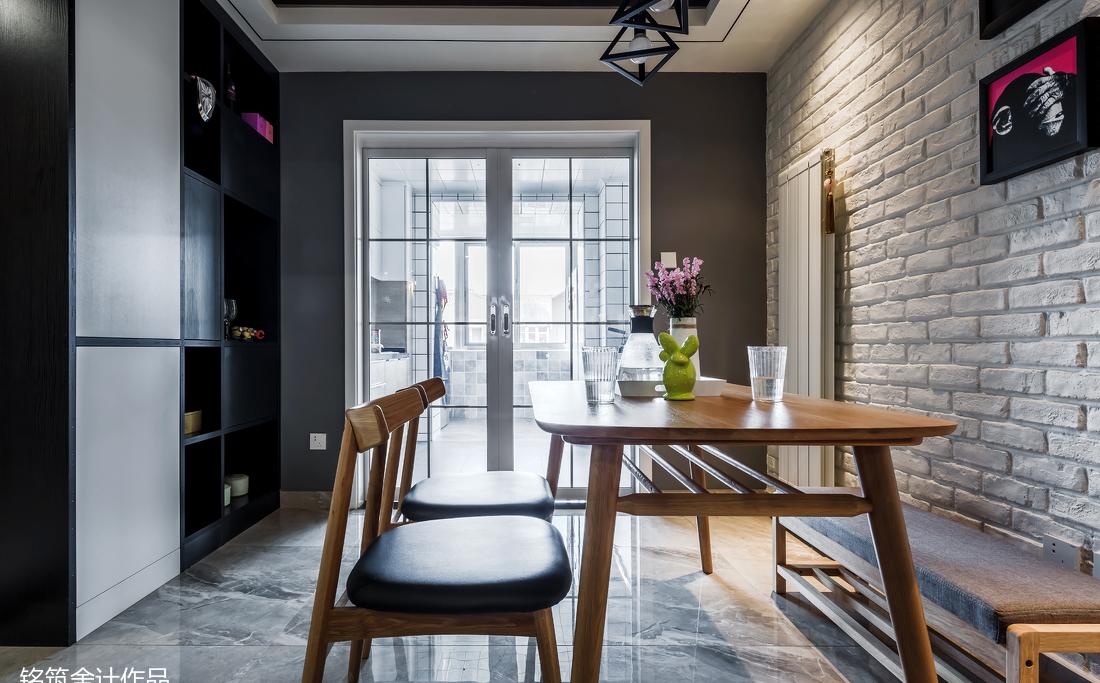 老房翻新变时尚居室,功能与美感兼具-12