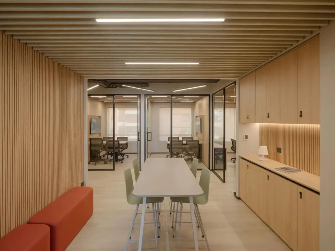 科技公司Transtel Naya·圣地亚哥办公室丨智利圣地亚哥丨Espiral Arquitectos-9