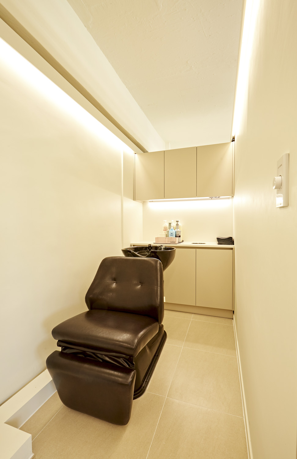 36 平韩式简约美容院设计-13