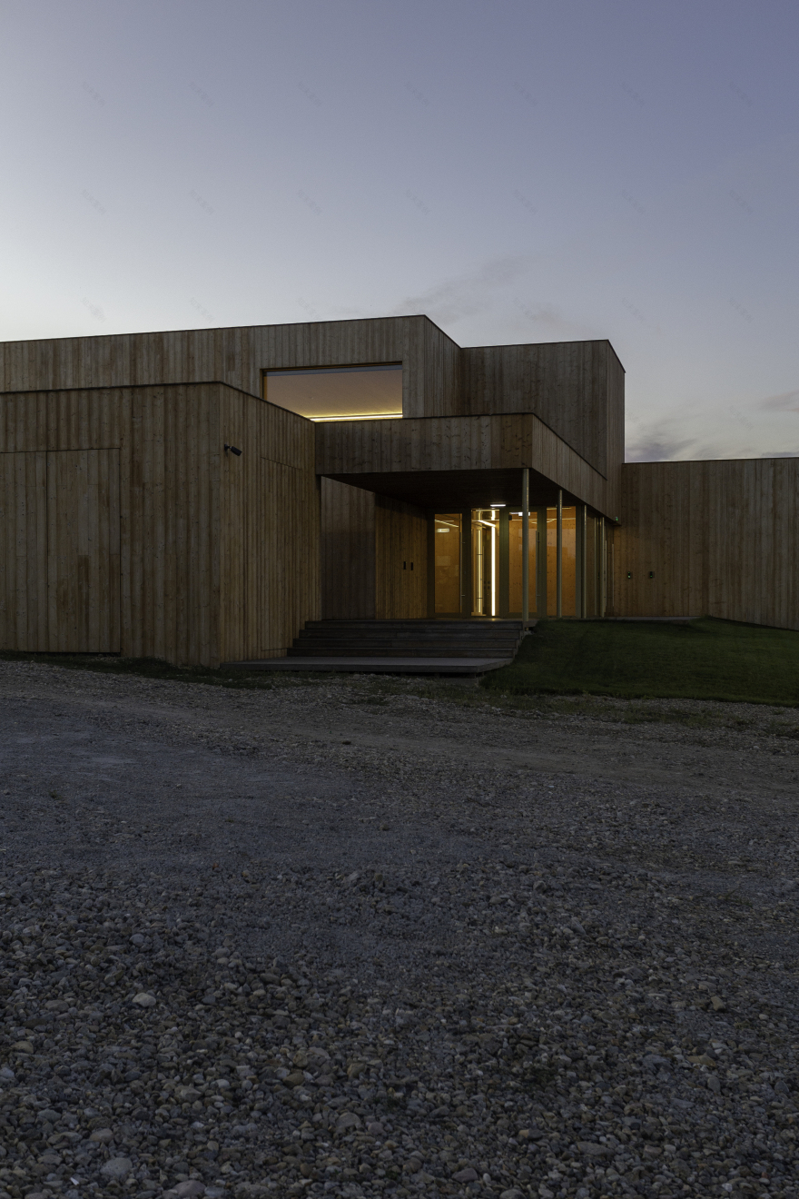 斯马特韦尔 CLT 办公楼丨罗马尼亚丨Vertical Studio-35