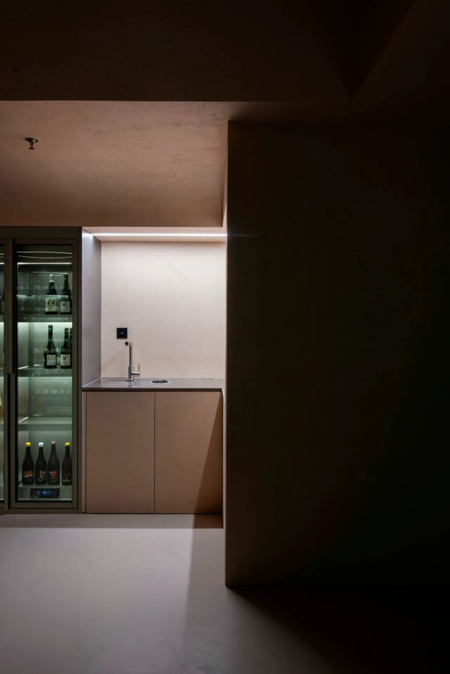 红酒“美术馆”,Caveau de XTD 红酒商店丨中国上海丨MONOARCHI 度向建筑-40