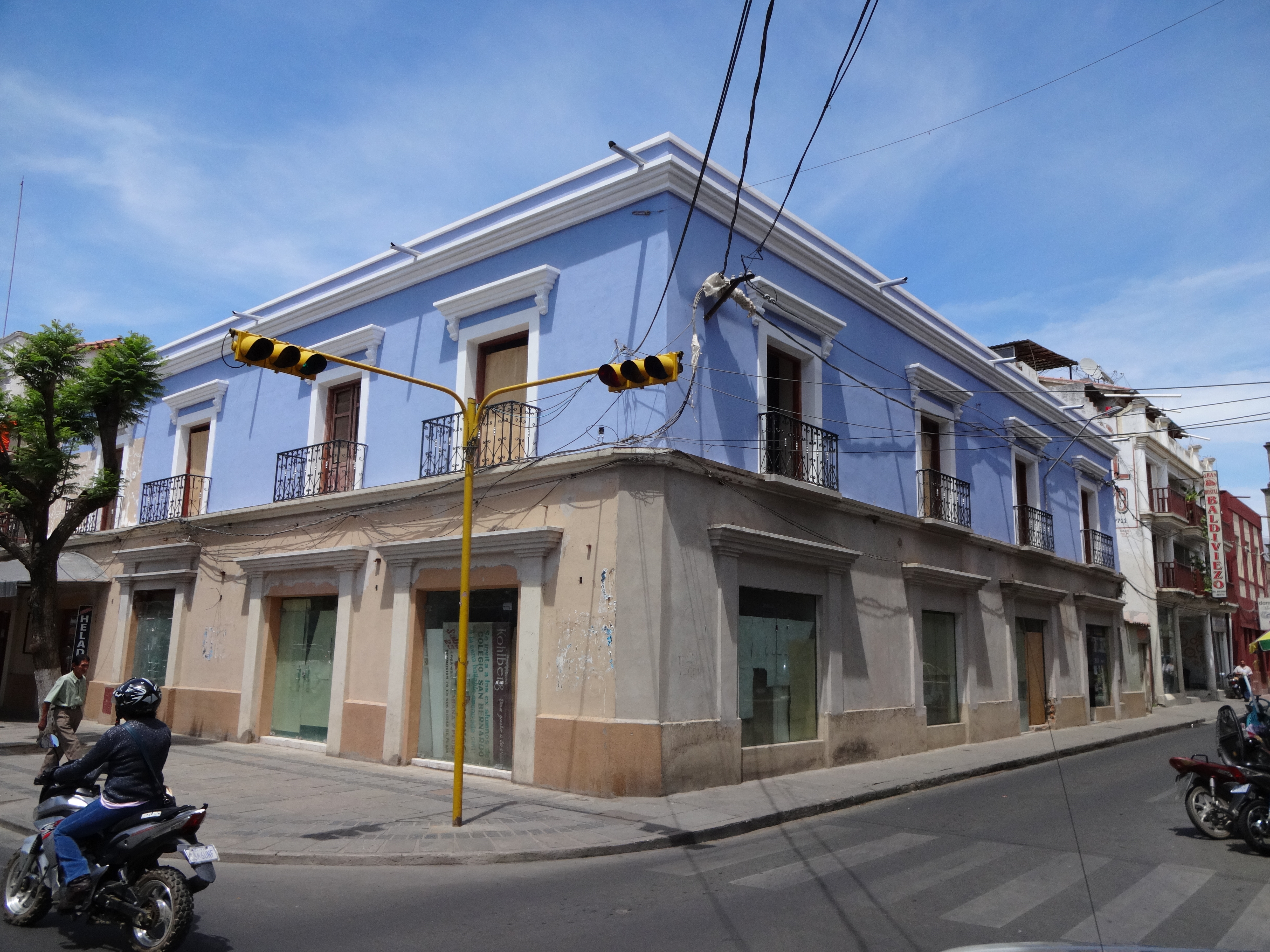 新旧融合的玻利维亚殖民风格建筑修复-18