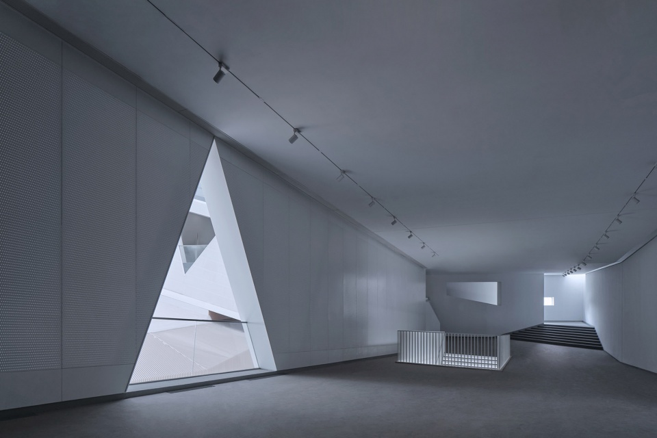 绿谷艺术中心 | 桁架环中的公共艺术舞台-48