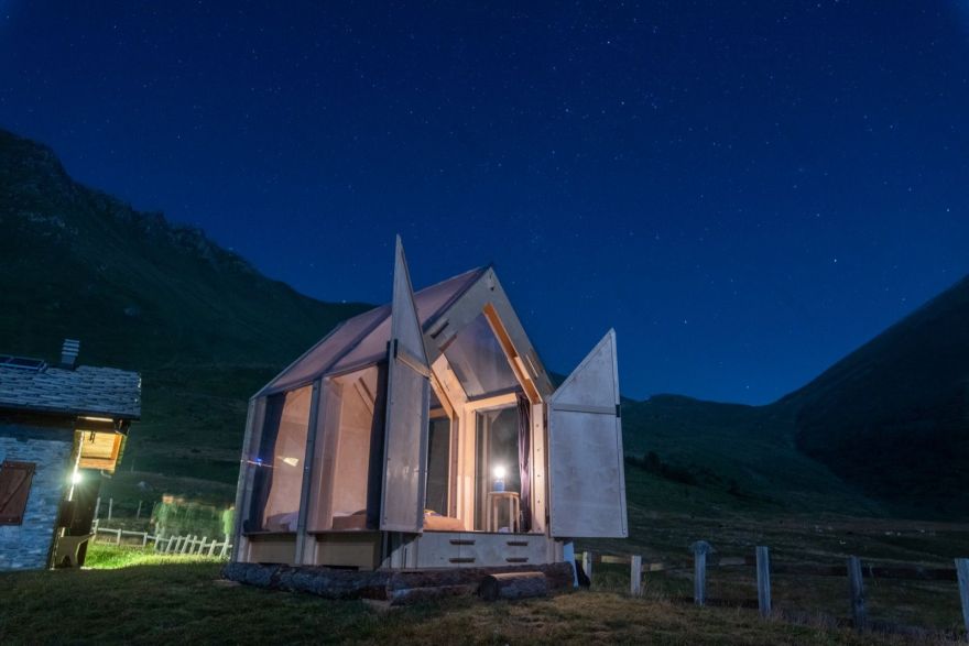 星空下的梦幻设计 | 全球最佳观测流星雨的 Airbnb 住宿-14