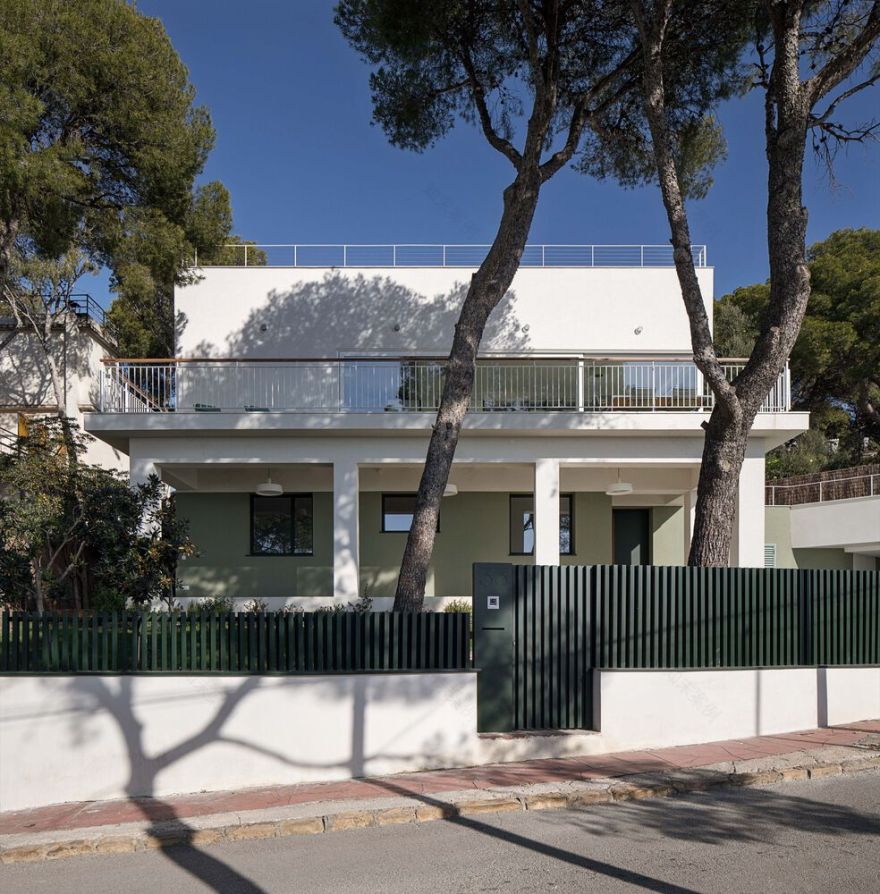 西班牙 Garraf 海岸别墅改造丨Nook Architects-31