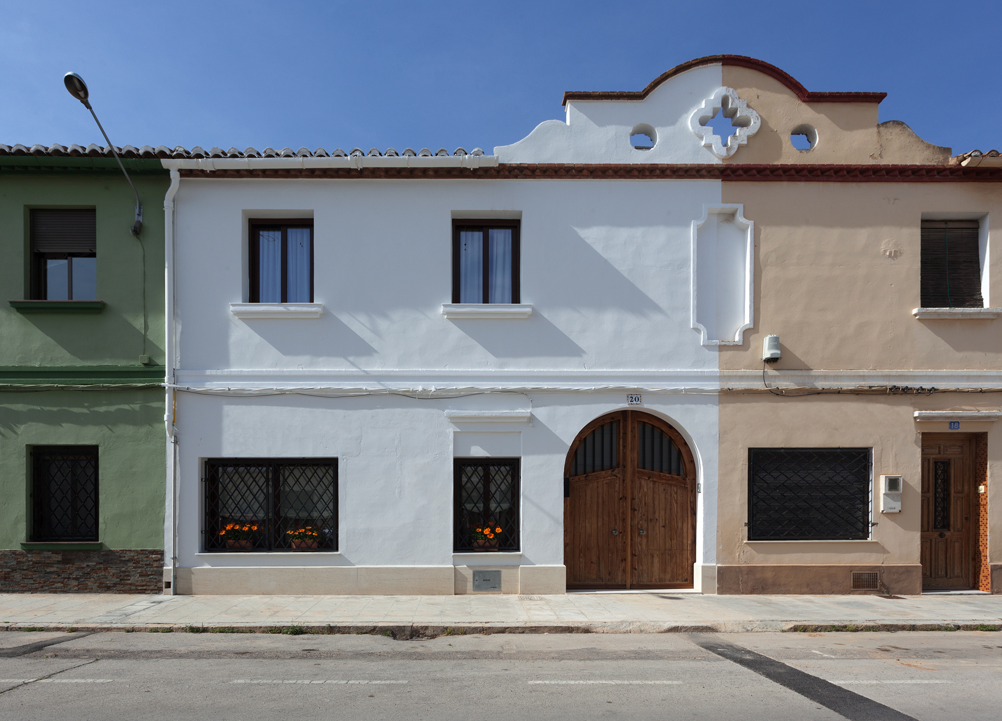 昨天的房子 | 气候保护与美学融合的现代住宅-2