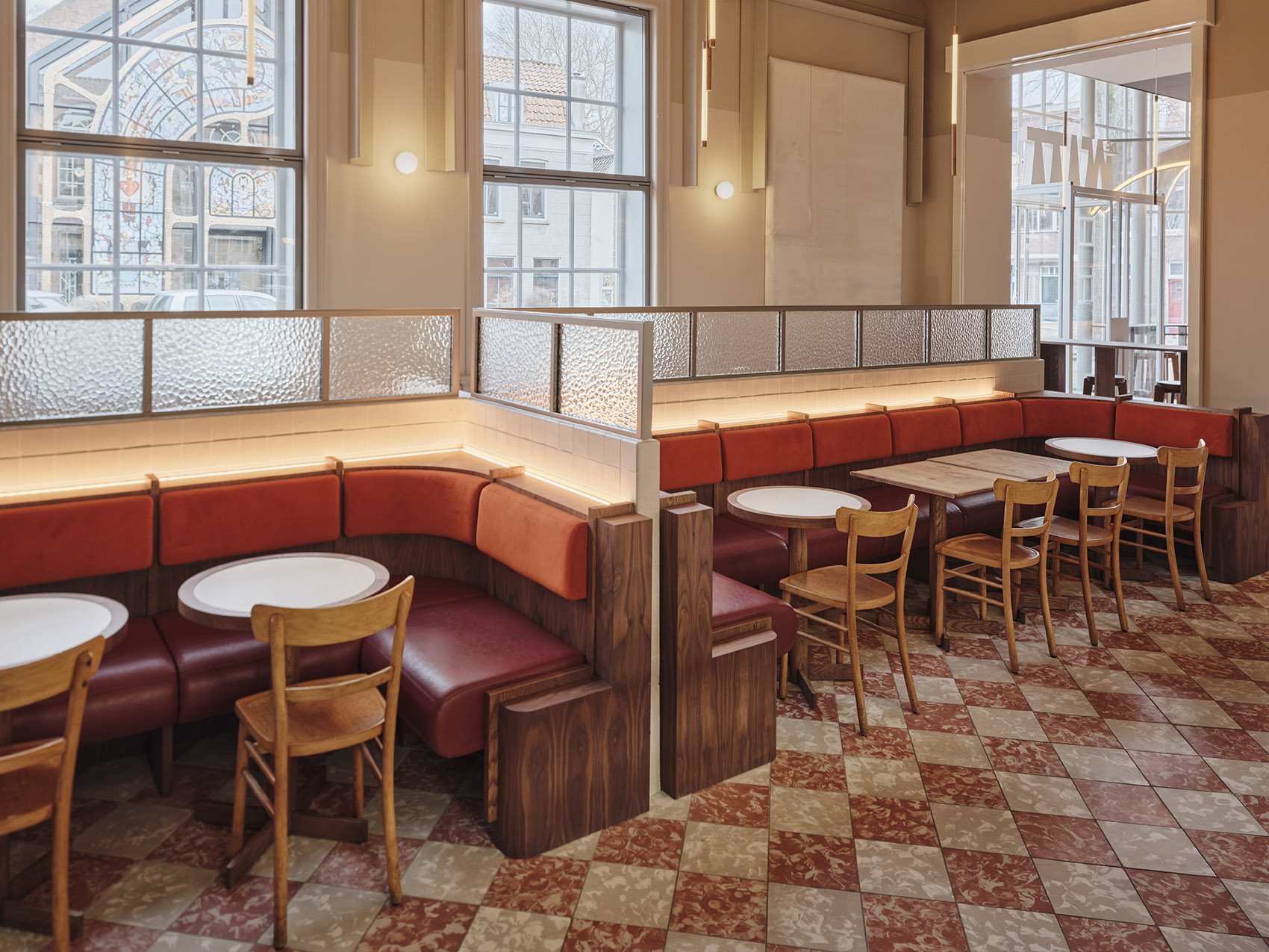 全天候法式小馆&影院丨荷兰多德雷赫特丨Studio Modijefsky-47