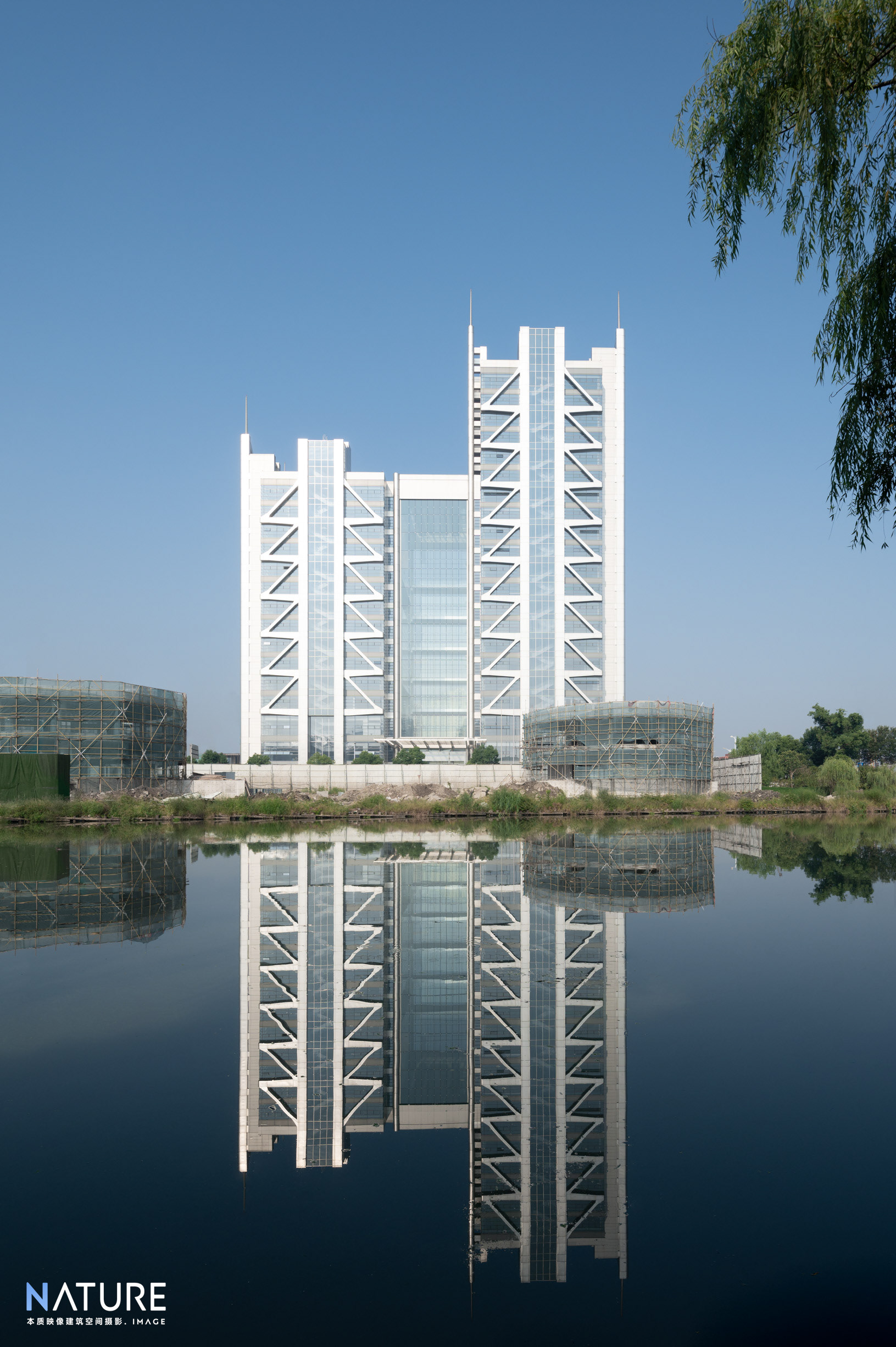 双擎大厦绍兴瑞丰银行总部丨中国绍兴丨UUA-13