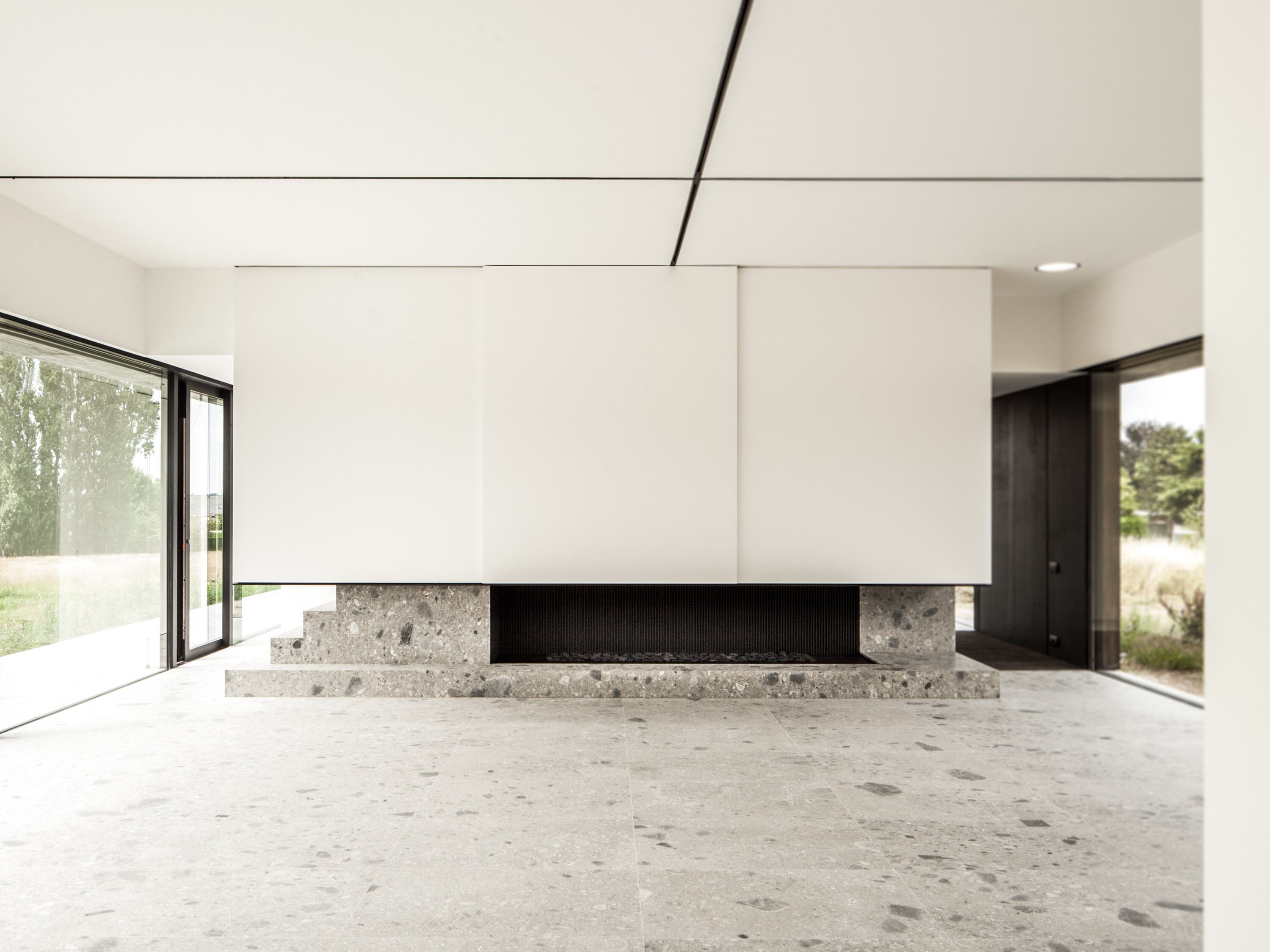 比利时 Aalst 山巅别墅——简约优雅的私人住宅设计-5