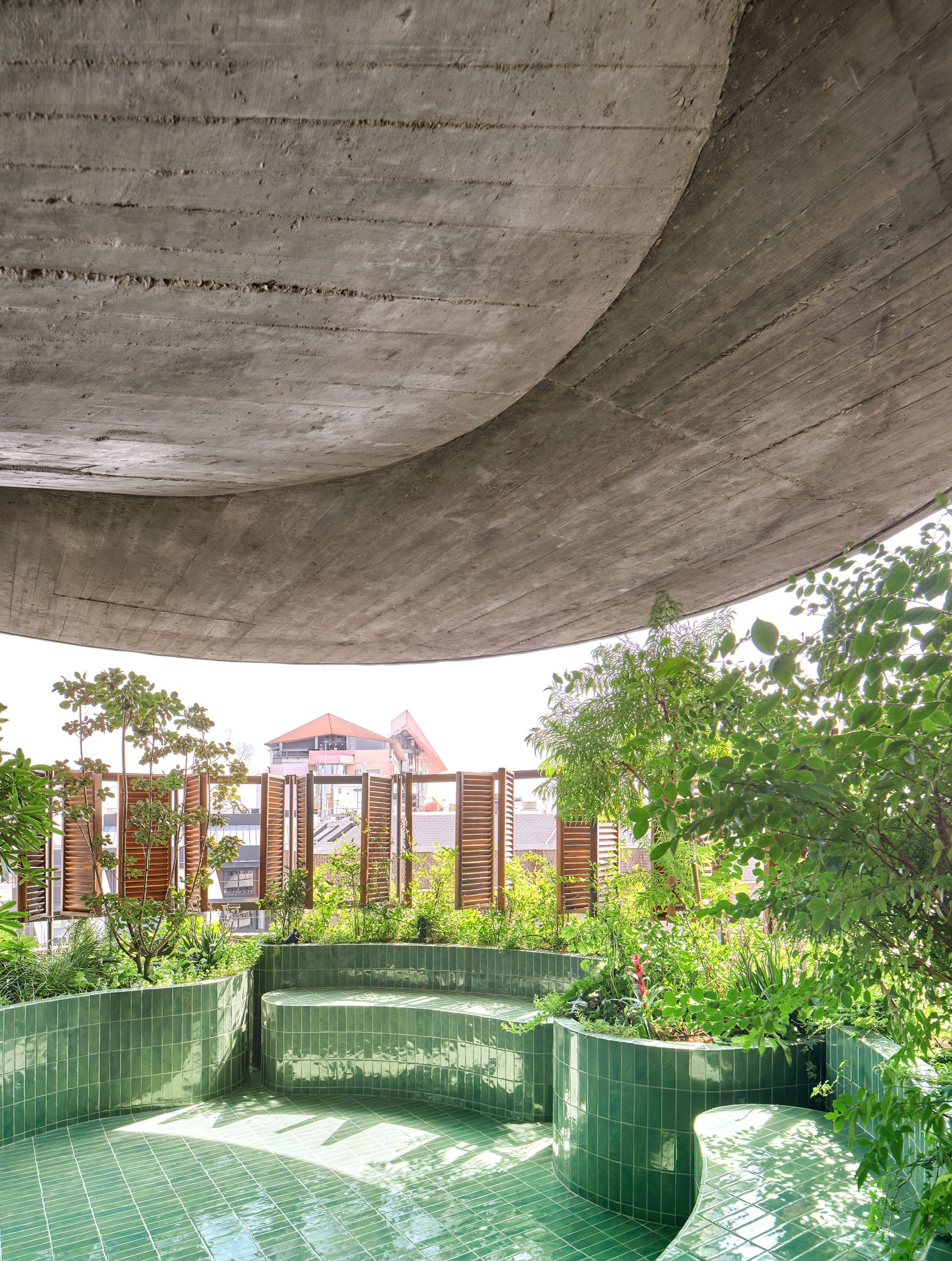 Remodeling and Rethinking White Towers / STUDIO.NOJU-33