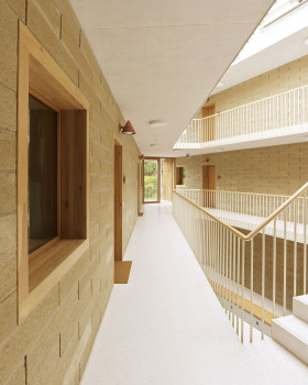 A Home for Seniors / acau architecture